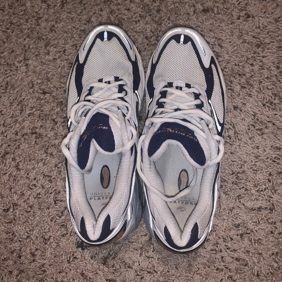 Adrenaline GTS Men’s Sneakers - Picture 7 of 10